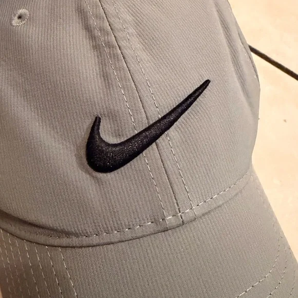 Green Dri-Fit Cap - Picture 2 of 5